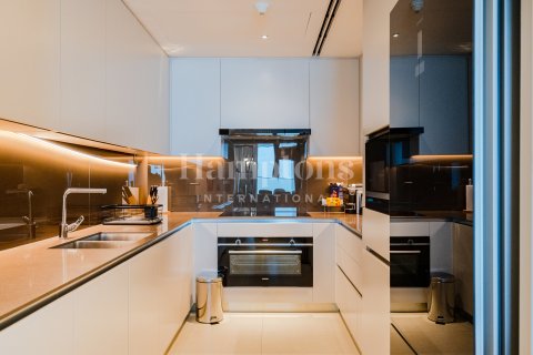 Korter asukohaga Jumeirah Beach Residence, Dubai, AÜE: 4 magamistoaga, 284.19 m² Nr 700254