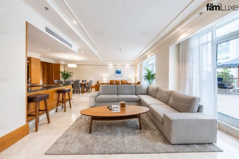 Korter asukohaga DIFC, Dubai, AÜE: 4 magamistoaga, 255.9 m² Nr 712924