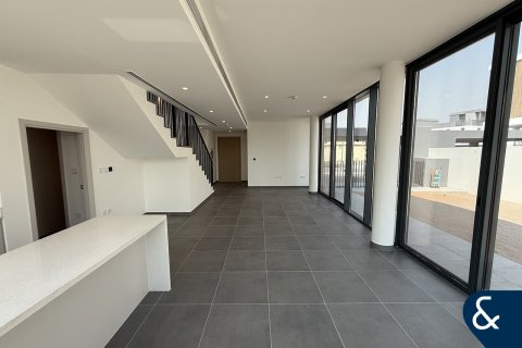 阿联酋 Dubai Arabian Ranches 3 待租 : 4 卧, 302 平方米 , 编号668190 - 照片 4