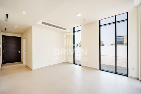 Villa zur Miete in Dubai South (Dubai World Central), Dubai, VAE 4 Schlafzimmer, 443.24 m2 Nr. 759634 - Foto 7
