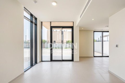 Villa zur Miete in Dubai South (Dubai World Central), Dubai, VAE 4 Schlafzimmer, 443.24 m2 Nr. 759634 - Foto 4
