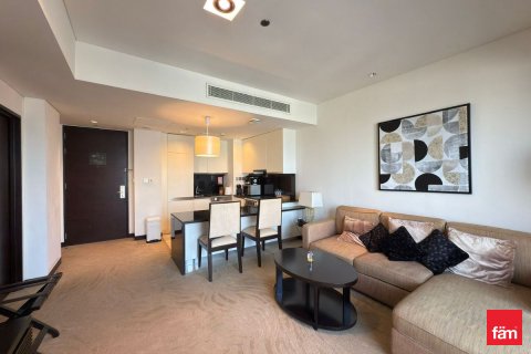 Apartmen di Dubai Marina, UAE 1 bilik tidur, 71.3 meter persegi № 647680 - foto 3