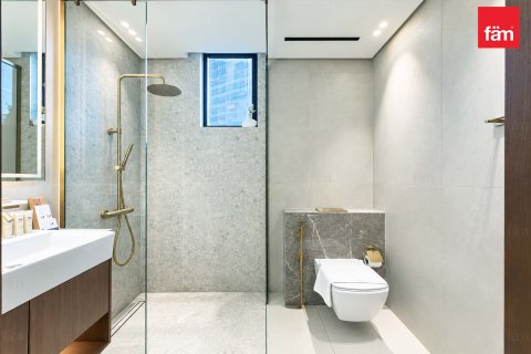 Apartmen di Business Bay, Dubai, UAE 2 bilik tidur, 123.6 meter persegi № 766577 - foto 17