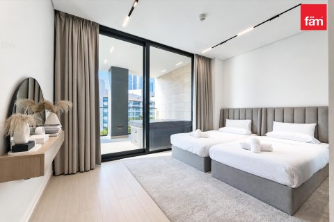 Apartmen di Business Bay, Dubai, UAE 2 bilik tidur, 123.6 meter persegi № 766577 - foto 12