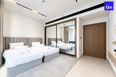 Apartmen di Business Bay, Dubai, UAE 2 bilik tidur, 123.6 meter persegi № 766577 - foto 13
