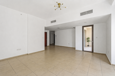 Apartman u Jumeirah Beach Residence, Dubai, UAE 2 spavaćih soba, 107.35 m2 Br. 749124 - fotografija 19