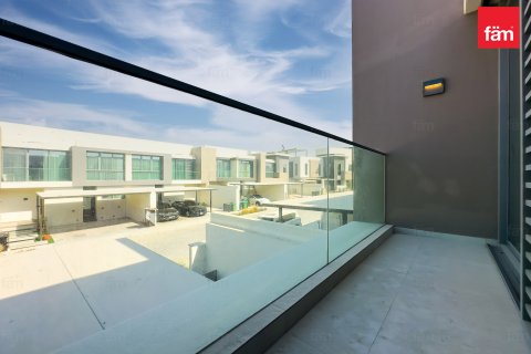 Vilă de vânzare în Jebel Ali, Dubai, EAU 3 dormitoare, 232.3 mp. №659043 - poză 1