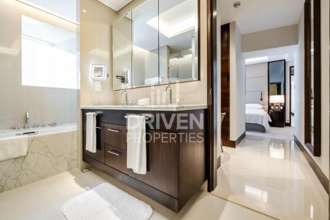 Διαμέρισμα σε Downtown Dubai (Downtown Burj Dubai), Dubai, ΗΑΕ 2 υπνοδωμάτια, 123.47 τ.μ. Αρ. 756894 - φωτογραφία 9