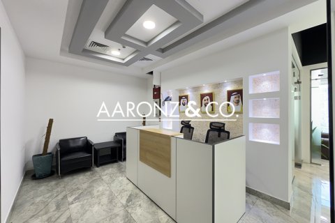 Oficina en alquiler en Business Bay, Dubai, EAU 104.7 m2 № 670598 - foto 11