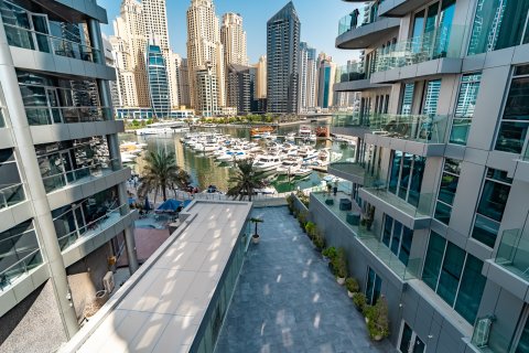 Appartamento in vendita a Dubai Marina, Dubai, EAU 3 camere da letto, 265 mq. № 705430 - foto 22