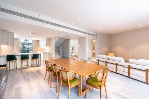 Appartamento in vendita a Dubai Marina, Dubai, EAU 3 camere da letto, 265 mq. № 705430 - foto 5