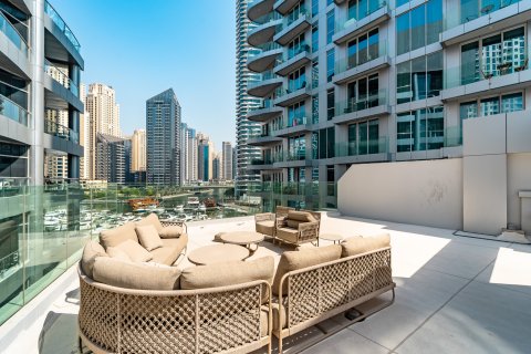 Appartamento in vendita a Dubai Marina, Dubai, EAU 3 camere da letto, 265 mq. № 705430 - foto 19
