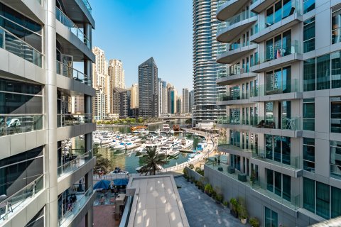 Appartamento in vendita a Dubai Marina, Dubai, EAU 3 camere da letto, 265 mq. № 705430 - foto 23