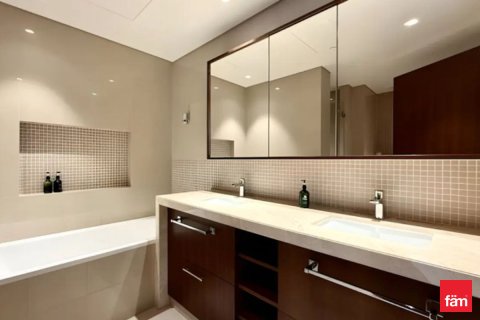 Huoneisto Downtown Dubai (Downtown Burj Dubai), Arabiemiraatit 3 makuuhuonetta, 169.5 m2 № 652100 - kuva 9