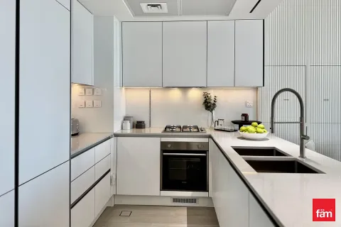 Apartemen di Dubai, UEA 1 kamar tidur, 80 m2 nomor 652102 - foto 2