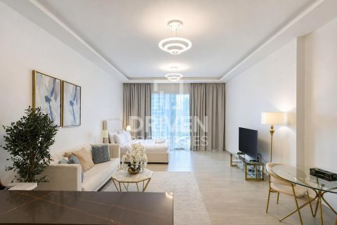 Apartament na sprzedaż w Jumeirah Lake Towers, Dubai, ZEA 1 pokój, 56.86 mkw., nr 762259 - zdjęcie 3