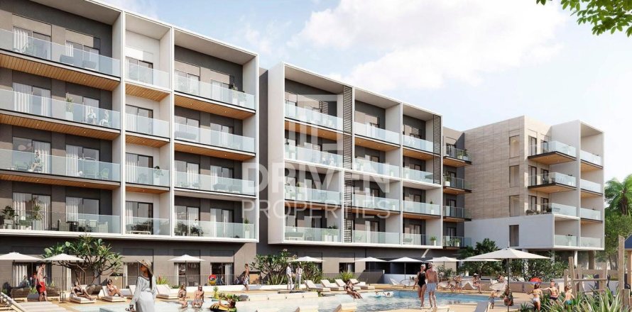 Apartment in Dubai Studio City, UAE 1 bedroom, 74 sq.m. № 654285