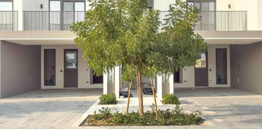 Villa à Tilal Al Ghaf, Dubai, EAU: 3 chambres, 147 m2 № 699937