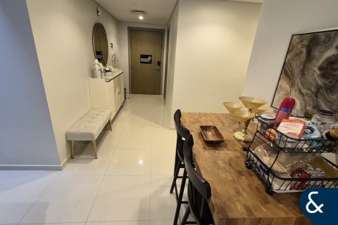 Lägenhet till försäljning i Sheikh Zayed Road, Dubai, UAE 3 sovrum, 158 kvm Nr. 688933 - fotografi 5