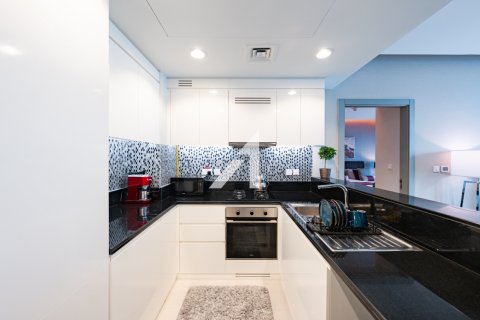 Lägenhet till försäljning i Business Bay, Dubai, UAE 2 sovrum, 100 kvm Nr. 686359 - fotografi 7