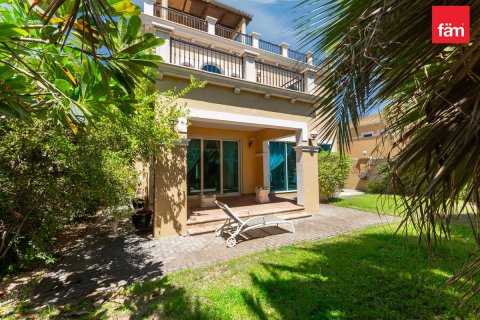 וילה ב Jumeirah Park, Dubai, איחוד האמירויות 4 חדרי שינה, 513.6 מ