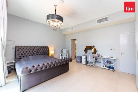 Вилла Jumeirah Park, Дубай, БАӘ-да 4 жатын бөлмелер, 513.6 м² № 715351 - фото 17