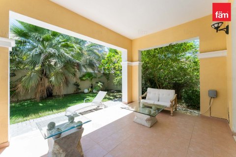Вилла Jumeirah Park, Дубай, БАӘ-да 4 жатын бөлмелер, 513.6 м² № 715351 - фото 3