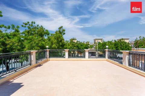 Вилла Jumeirah Park, Дубай, БАӘ-да 4 жатын бөлмелер, 513.6 м² № 715351 - фото 8