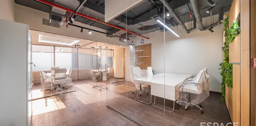 Kancelář v Jumeirah Lake Towers, Dubai, SAE 52 m² Č.: 661166