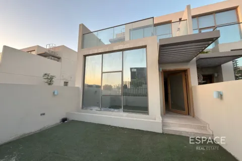 Al Furjan, Dubai, UAE의 임대용 빌라 침실 4개, 179제곱미터 번호 661163 - 사진 1