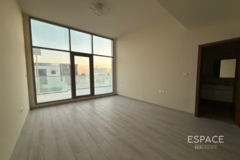 Al Furjan, Dubai, UAE의 임대용 빌라 침실 4개, 179제곱미터 번호 661163 - 사진 10