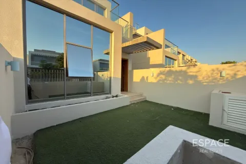 Al Furjan, Dubai, UAE의 임대용 빌라 침실 4개, 179제곱미터 번호 661163 - 사진 16