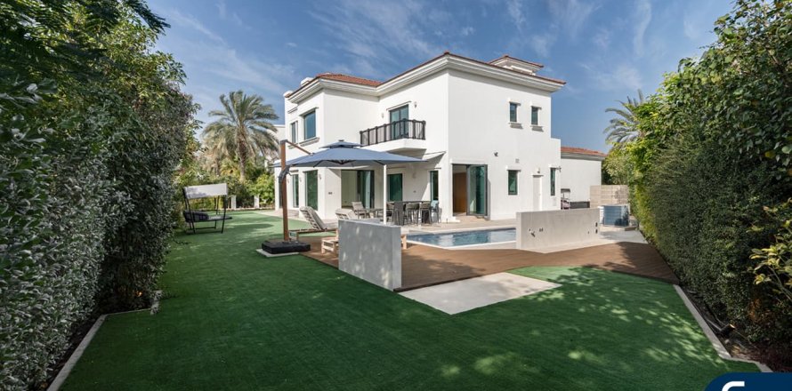 Vila v Jumeirah Islands, Dubai, SAE 5 spální, 1139 m2 č. 688845