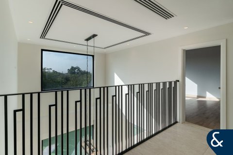 Vila v Jumeirah Islands, Dubai, SAE 5 spální, 1139 m2 č. 688845 - Fotografia 5