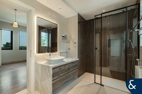 Vila v Jumeirah Islands, Dubai, SAE 5 spální, 1139 m2 č. 688845 - Fotografia 20