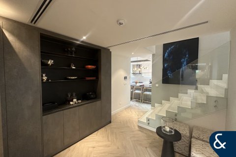 Vila v Arabian Ranches, Dubai, SAE 5 spální, 409 m2 č. 688841 - Fotografia 13