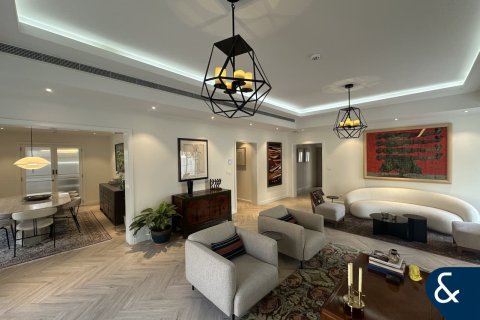 Vila v Arabian Ranches, Dubai, SAE 5 spální, 409 m2 č. 688841 - Fotografia 15