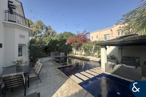 Vila v Arabian Ranches, Dubai, SAE 5 spální, 409 m2 č. 688841 - Fotografia 17