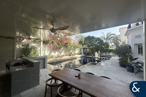 Vila v Arabian Ranches, Dubai, SAE 5 spální, 409 m2 č. 688841 - Fotografia 18