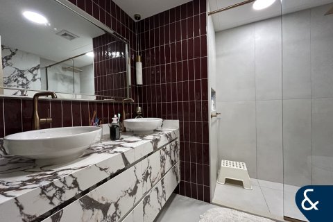 Apartament në Motor City, Dubai, Emiratet e Bashkuara Arabe 3 dhoma gjumi, 198 m2. № 688843 - Foto 17