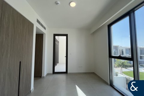 Radový dom v The Valley, Dubai, SAE 4 spálne, 258 m2 č. 688844 - Fotografia 10