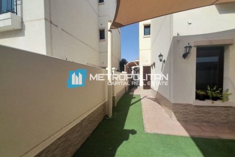 Vila v Abu Dhabi, SAE 5 spální, 351.8 m2 č. 659845 - Fotografia 4