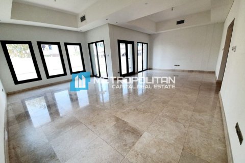 Vila v Abu Dhabi, SAE 5 spální, 351.8 m2 č. 659845 - Fotografia 1