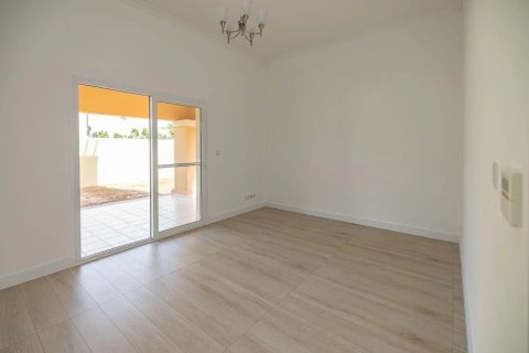 Dubai Silicon Oasis, Dubai, BAE’de kiralık villa 4 yatak odası, 288 m&sup2; No 764327 - fotoğraf 4