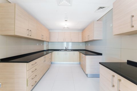 Apartment in Al Reem Island, Abu Dhabi, UAE 2 bedrooms, 142 sq.m. № 764331 - photo 12