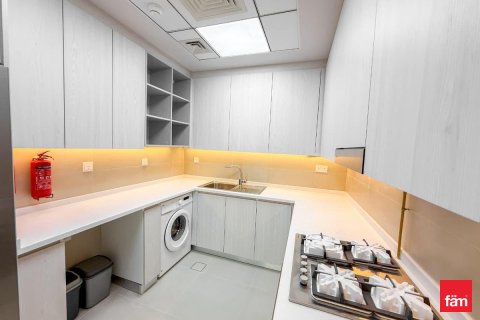 Apartament de închiriat în Business Bay, Dubai, EAU 2 dormitoare, 108.8 mp.  №713068 - poză 3