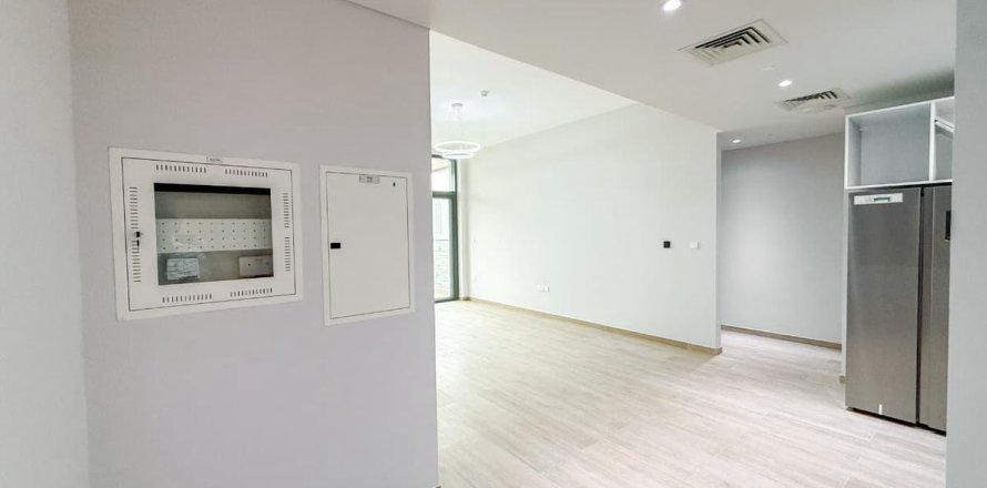 Apartament în Business Bay, Dubai, EAU 2 dormitoare, 108.8 mp.  №713068