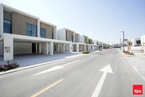 Dubai, BAE’de satılık sıra ev 3 yatak odası, 174 m² No 710786 - fotoğraf 2