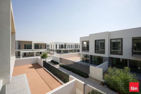Dubai, BAE’de satılık sıra ev 3 yatak odası, 174 m² No 710786 - fotoğraf 19