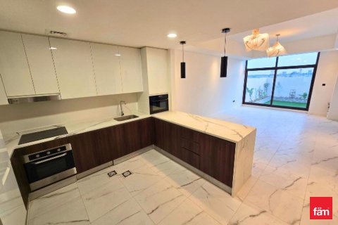 Таунхаус Дубай, БАӘ-да 4 жатын бөлмелер, 187.8 м² № 696890 - фото 6